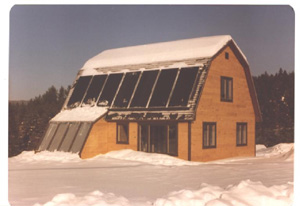Photograph of a house with Solar Collectors on the roof
